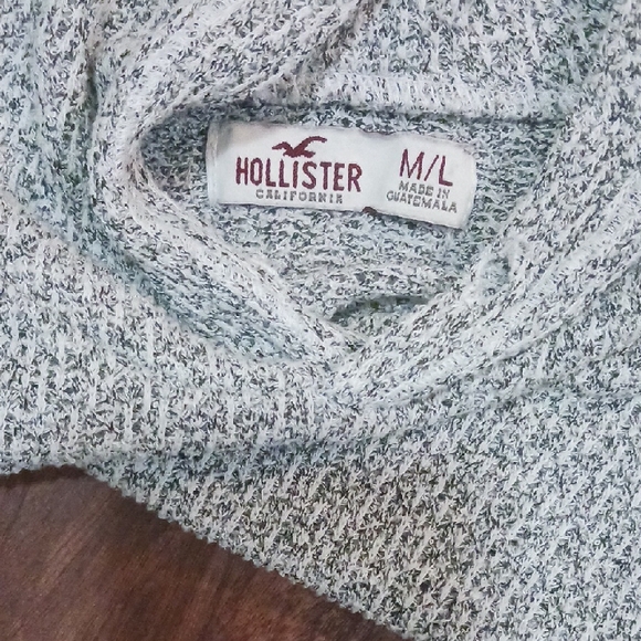 Hollister Light Gray Hooded Pullover - Picture 4 of 4